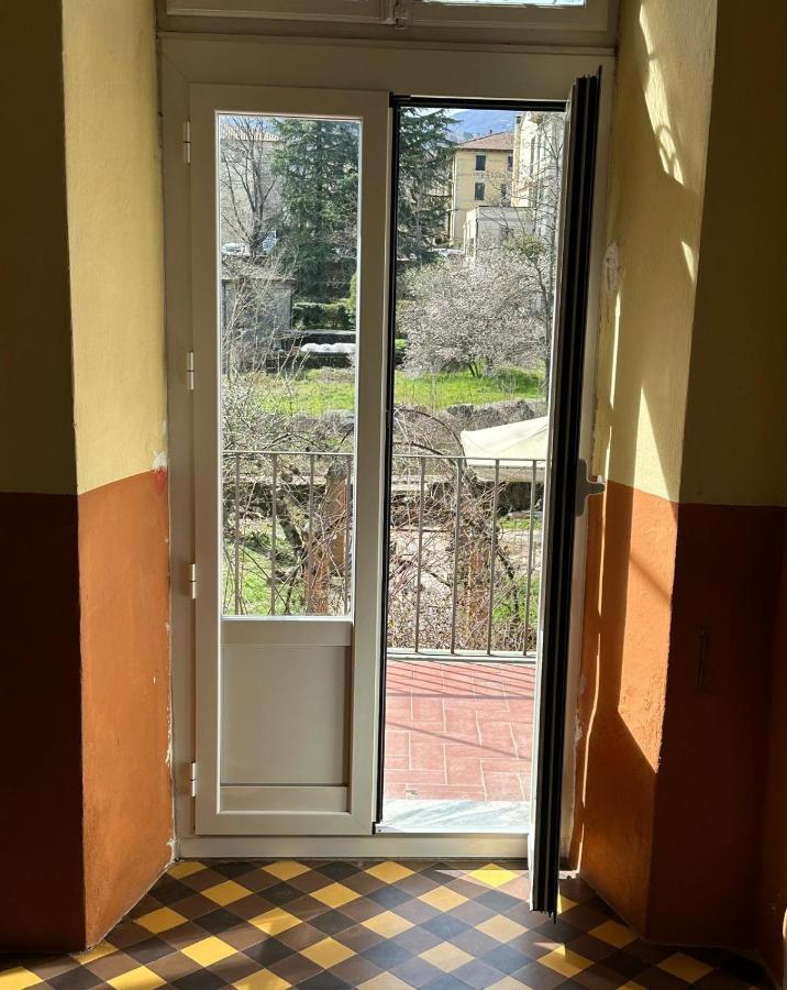 מלון פונטרמולי Casa Cavour מראה חיצוני תמונה