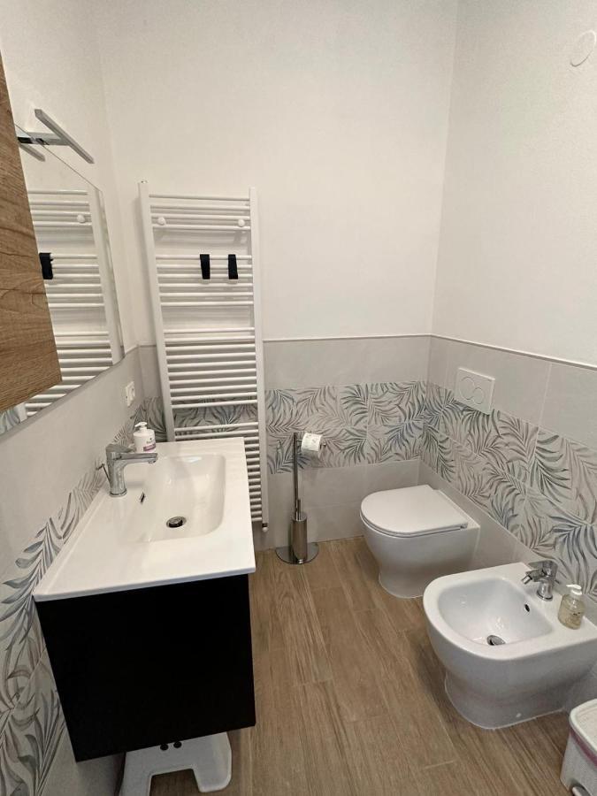 מלון פונטרמולי Casa Cavour מראה חיצוני תמונה
