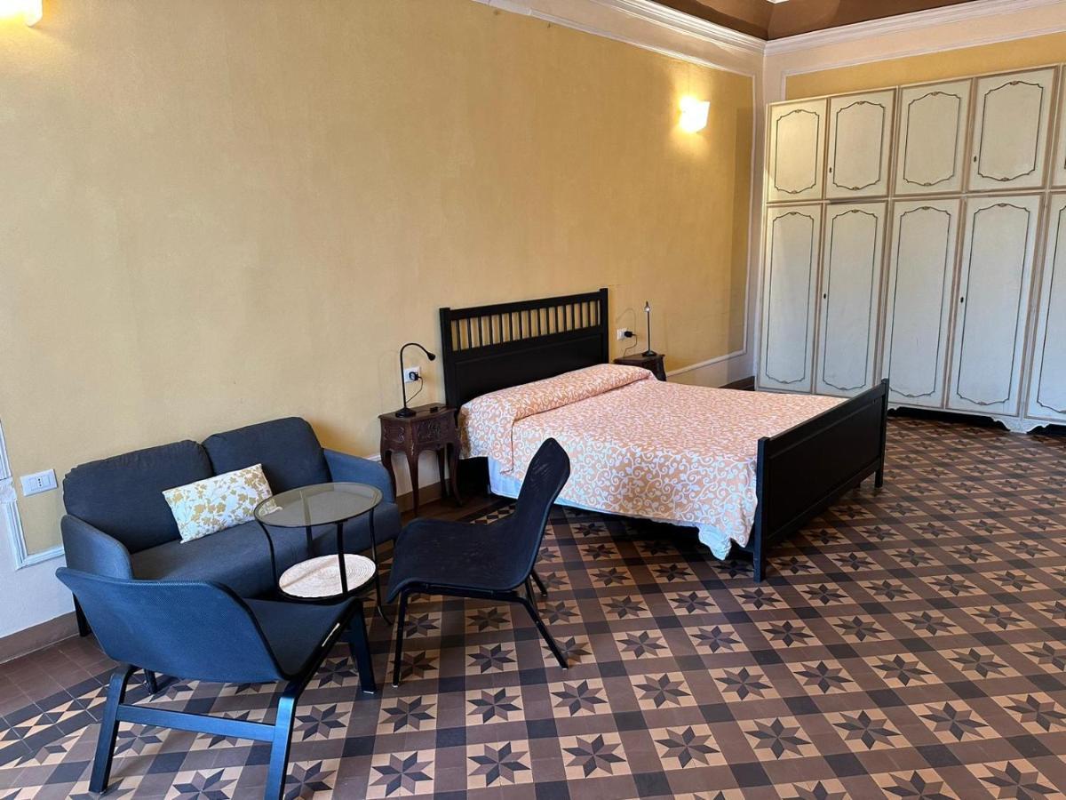 מלון פונטרמולי Casa Cavour מראה חיצוני תמונה